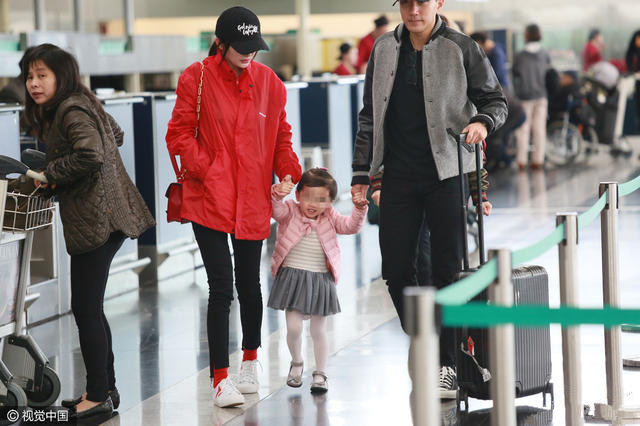 杨幂女儿小糯米的大名叫什么?原来不叫刘杨米,叫刘苡馨