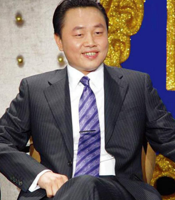 一个被遗忘的商业奇才,和马云,王健林一样是首富
