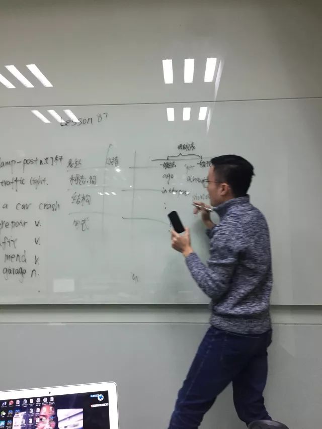 不断学习 | 看看泡泡老师深入教研的样子!