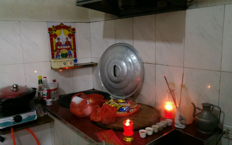 农村厨房灶神位置图片图片