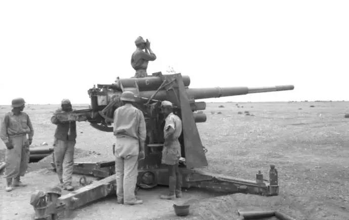 北非战役中,德国陆军元帅隆美尔,如何使88炮成为北非战场上的明星!