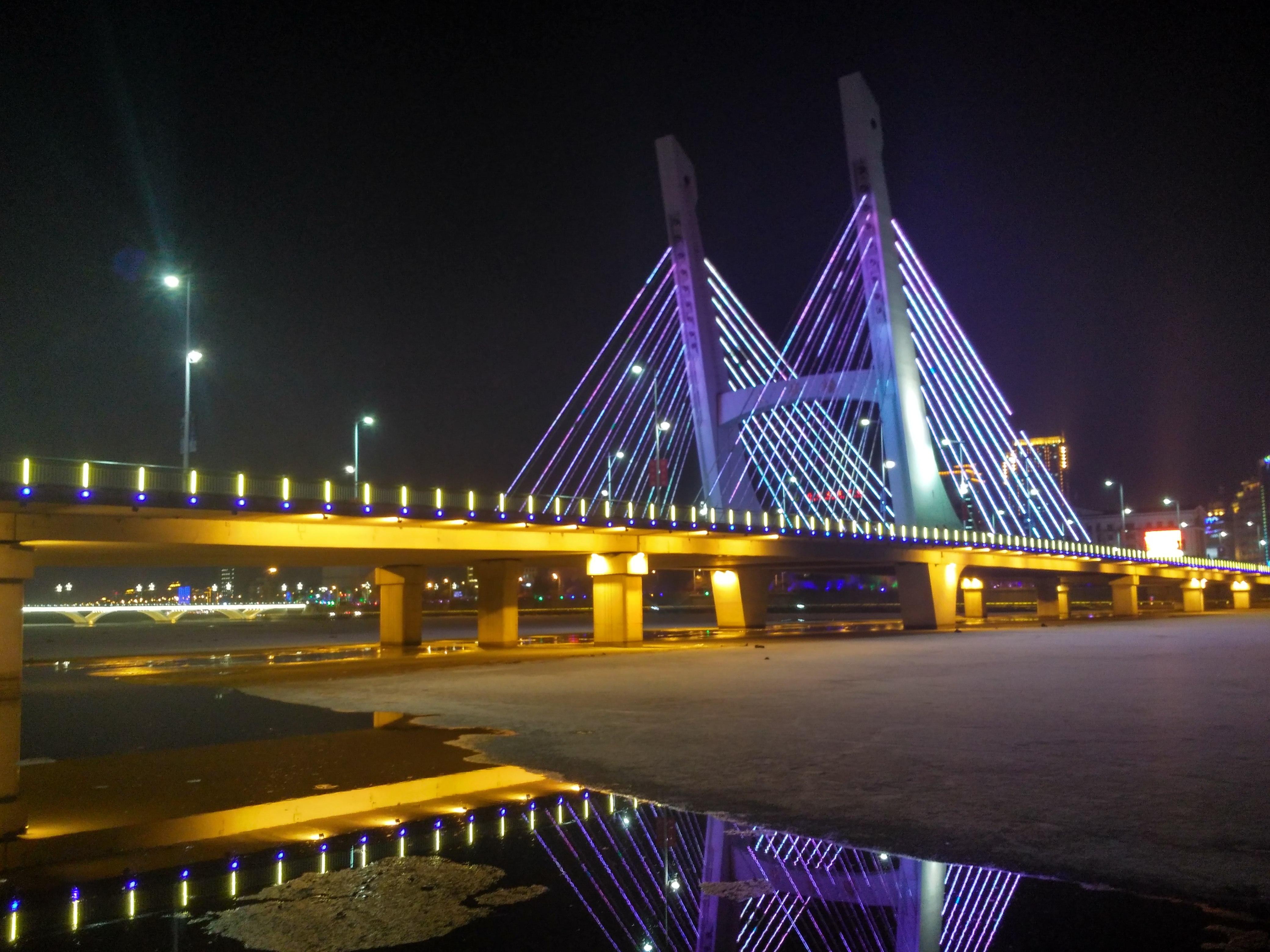 抚顺市永安桥夜景