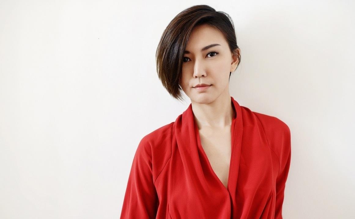 他毕业于俄勒冈大学建筑学系,也是一位名副其实的