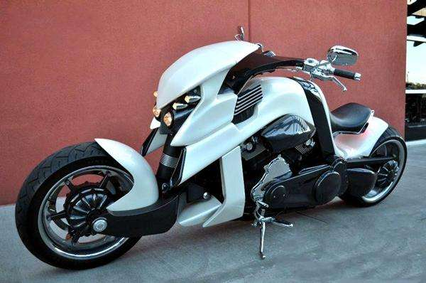 雅马哈暴龙,庞大的车身,不可一世的造型设计,勇于冒险精神