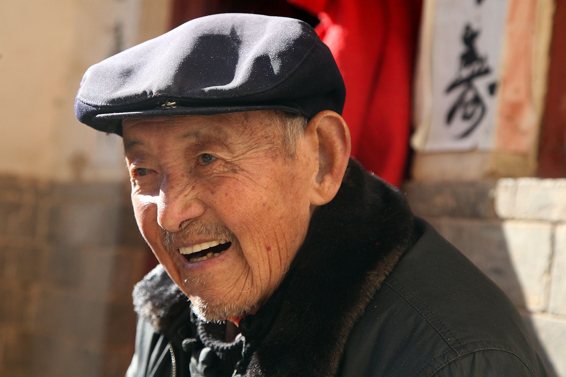 98岁老人颜面如同60岁,他的长寿秘诀很有意思