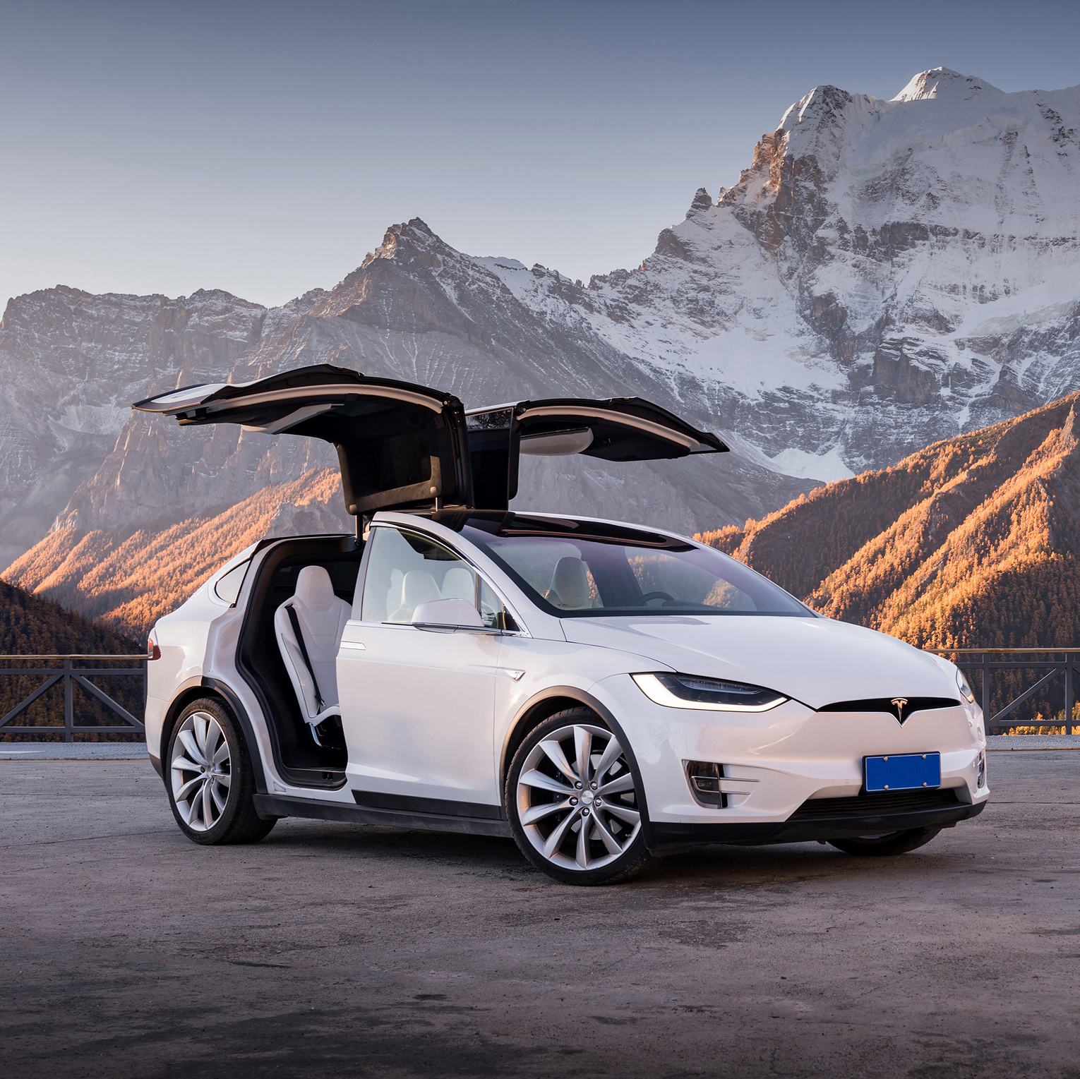 9,福特 s-max 英国媒体对于s-max的评价很高,认为s-max是一款不需要