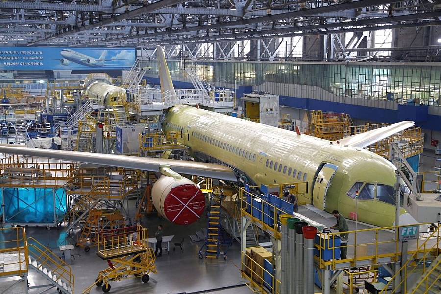 第二架伊尔库特 mc-21-300 飞机下线