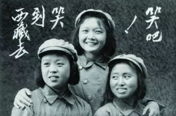 援疆女兵最怕首长找谈话,一谈准是婚嫁"二五八团"