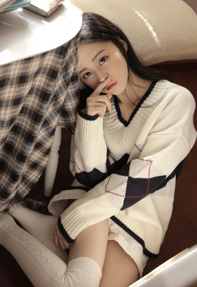 俏丽俊逸  优雅明艳