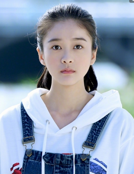 《我的继父是偶像》张雪迎造型,青春少女感上线!