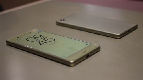 索尼xperia xa2 ultra手机曝光 6英寸超窄边框