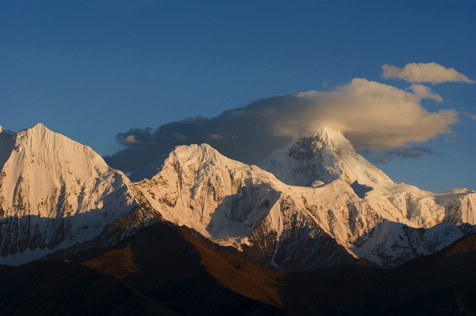 蜀山之王——贡嘎山,最不易见到的雪山