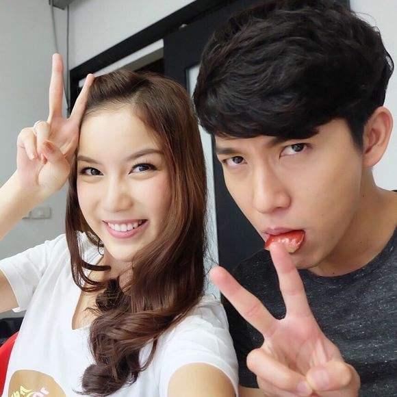 泰国公开明星情侣图片
