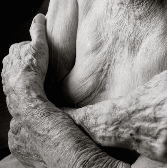 101岁的女性裸体模特,非常真实 饱经沧桑