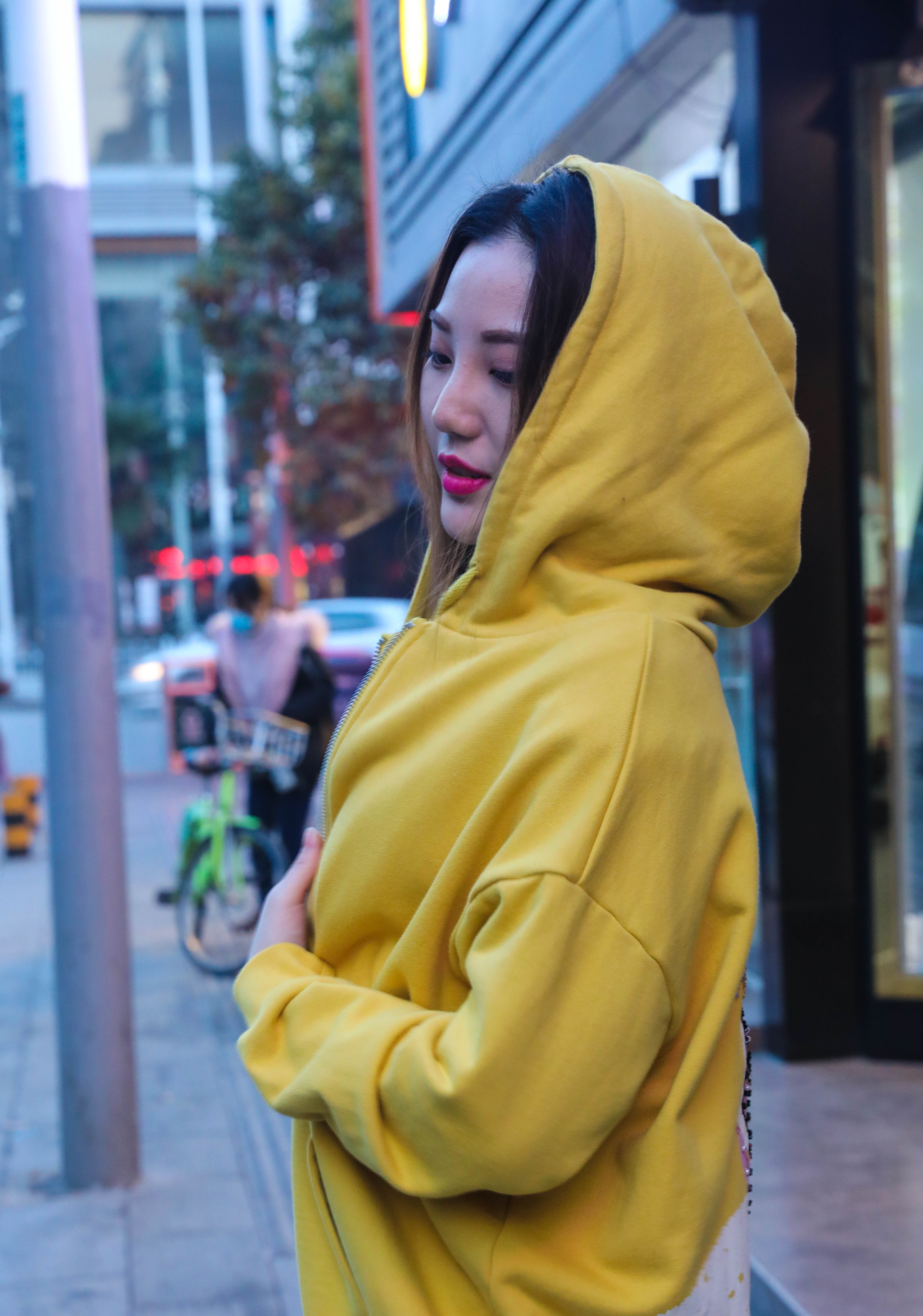 徐州街拍:邻家小妹初长成!