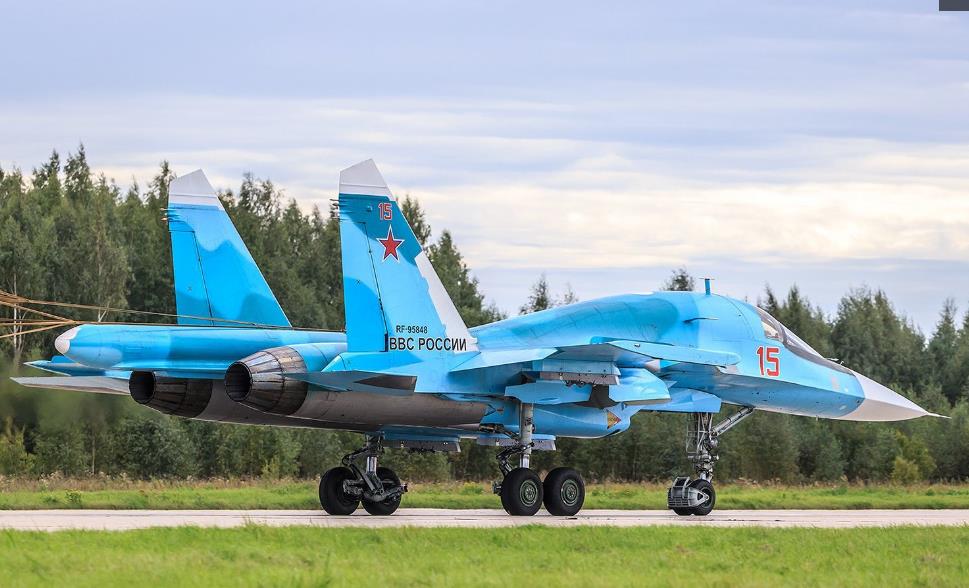 苏—34 鸭嘴兽 战斗轰炸机——高清相片