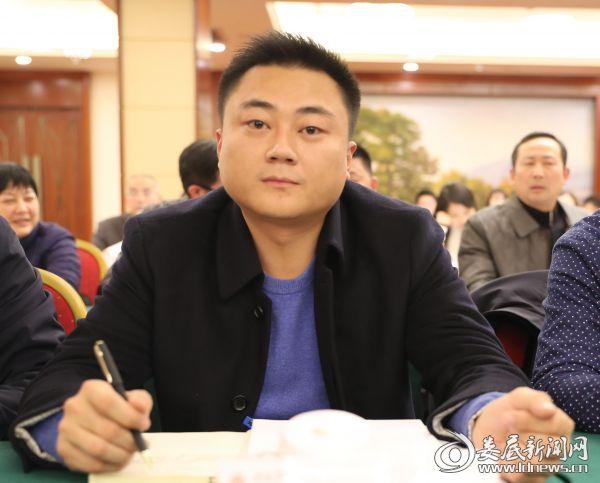 邹宏培育富民产业 助力脱贫致富