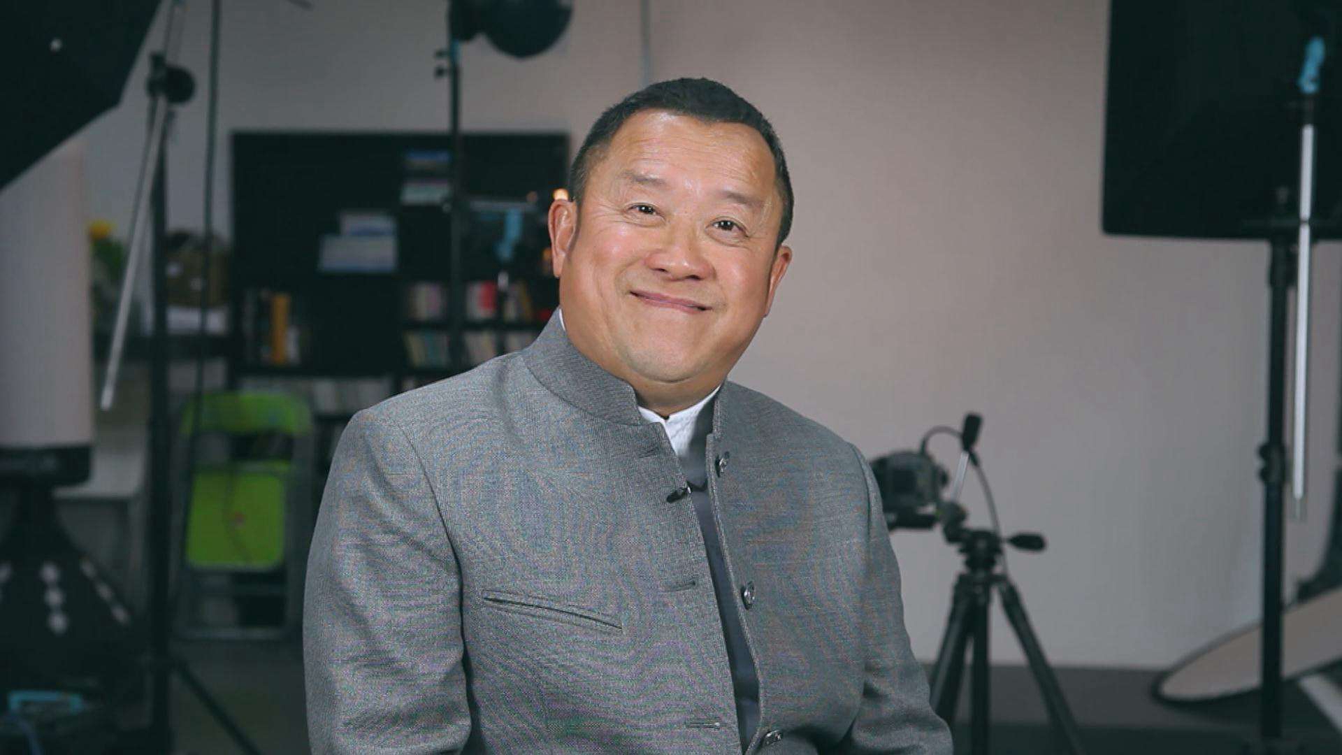 曾志伟才是人生赢家,4个儿女个个都独当一面,比成龙儿女都强!