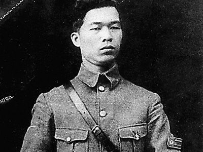 近代黄埔三杰,一人英年早逝,一人终生不领军,一人是开国大将