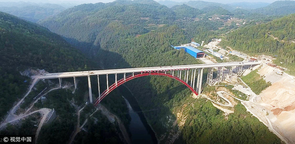 湖南永吉高速猛洞河特大桥主体完工 被收录世界最高桥100大名录
