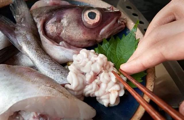 日本人把这些当美食,一般人却恶心到不愿多看一眼,提不起胃口!