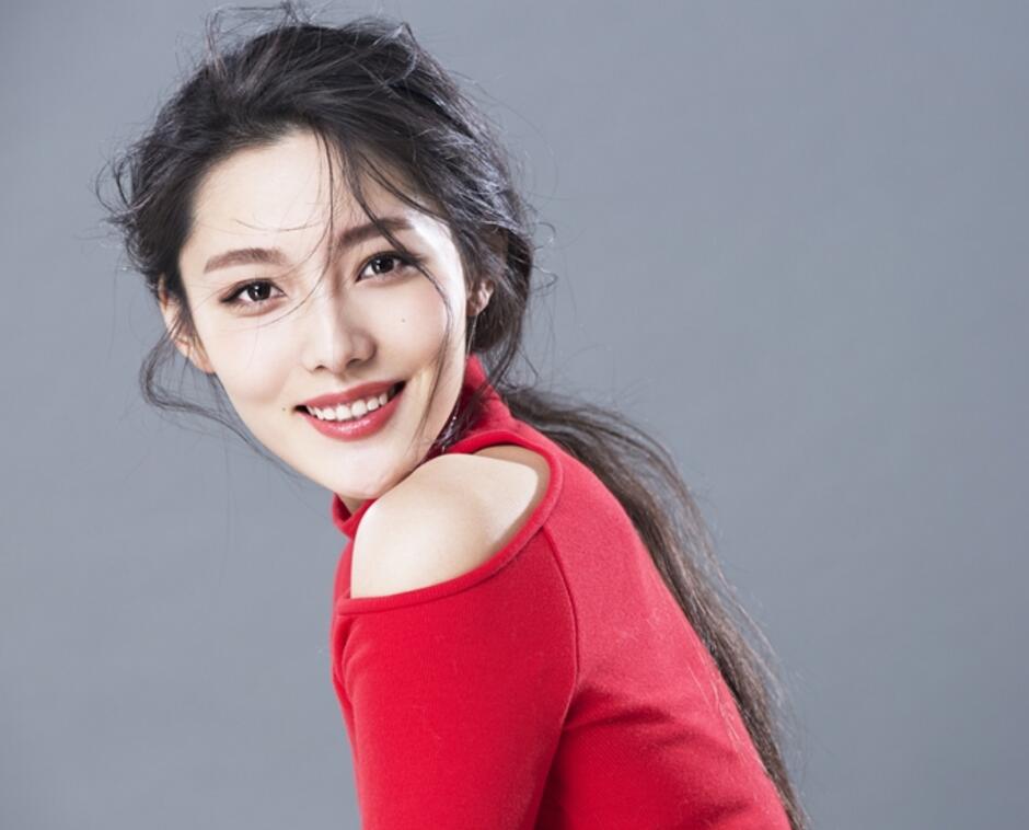 孙爽写真大片 性感清纯惊艳众人 为广大网友带来属于她的独特温暖