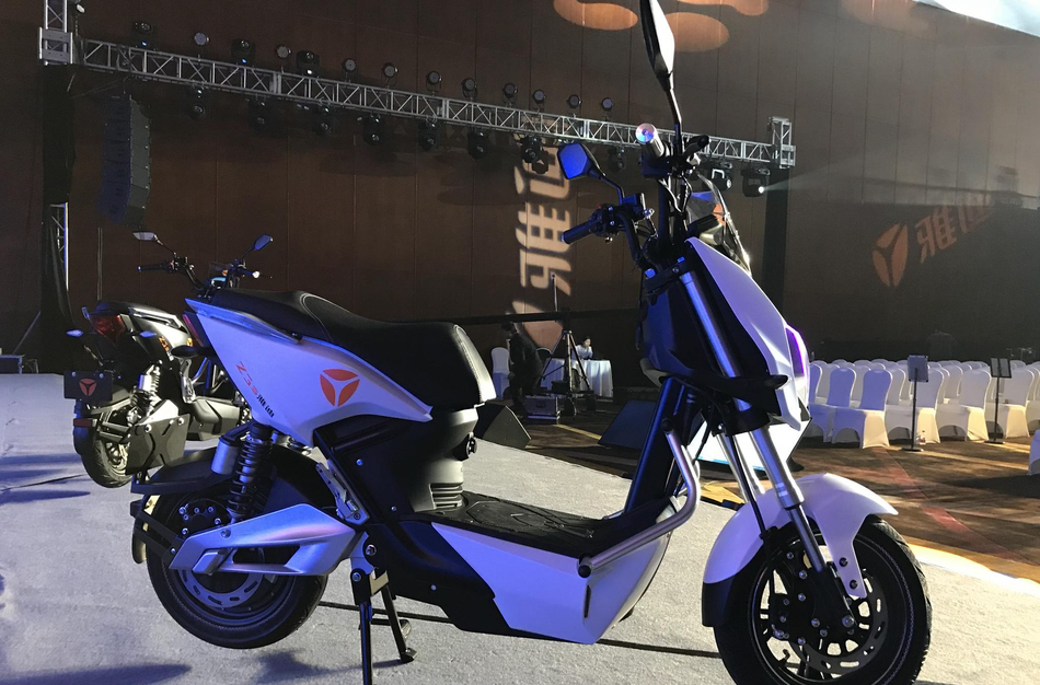 汽车黑科技加持 雅迪智能电动车z3s图赏