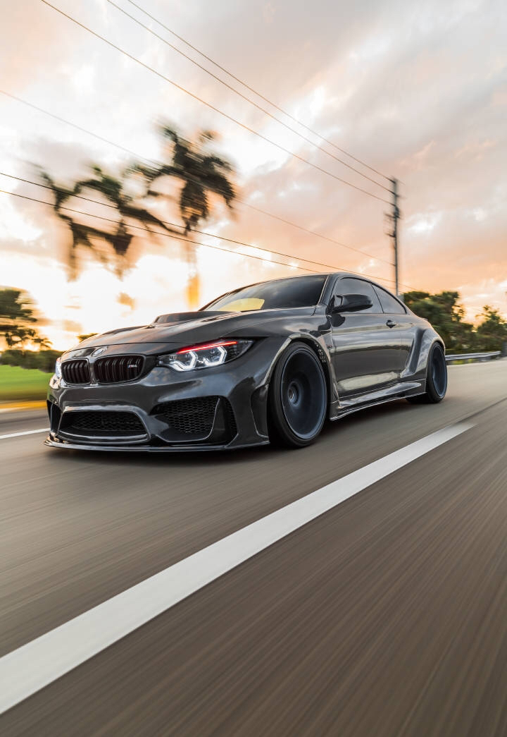 宝马m4组图,配红色恶魔眼