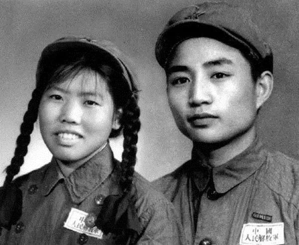 援疆女兵最怕首长找谈话,一谈准是婚嫁"二五八团"