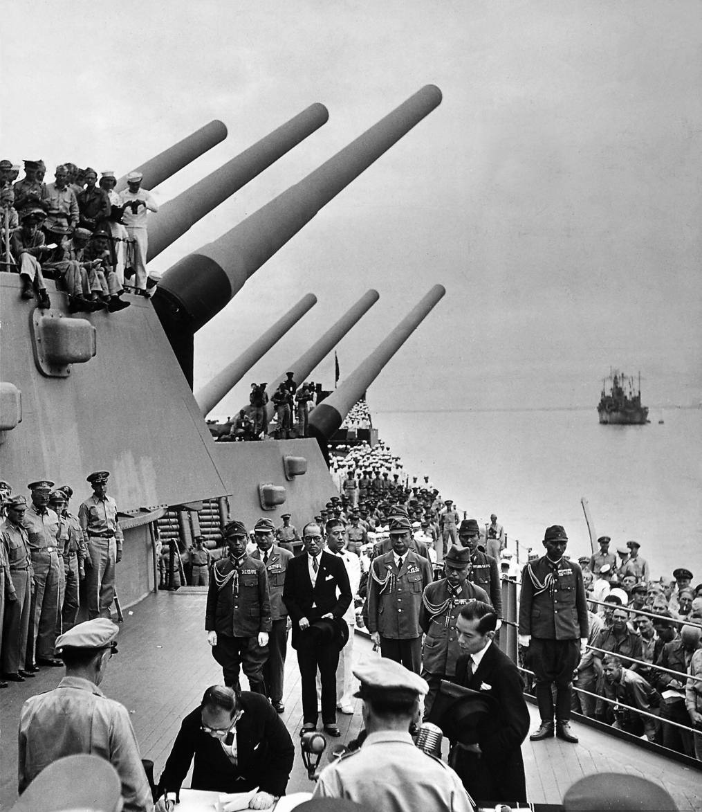 1945年9月2日,密苏里舰日本受降仪式珍贵老照片