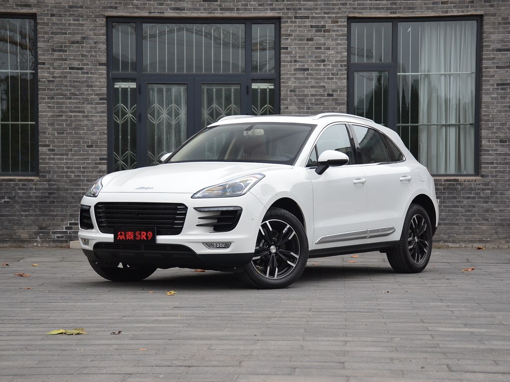 众泰"保时捷"再降价,起售仅10万,年底开回家保证有面子