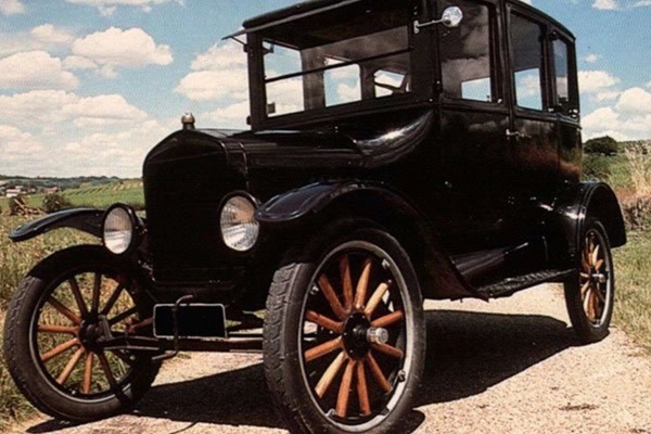 7,1908年:福特t型车——第一款流水线生产的轿车