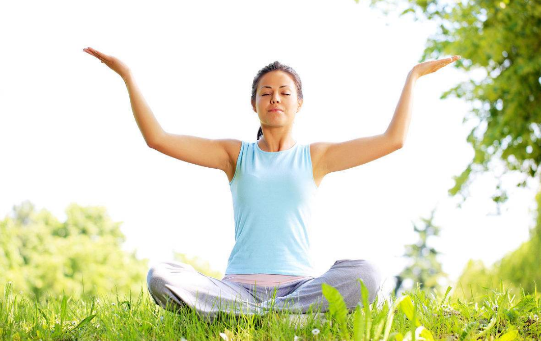 瑜伽和冥想!推荐2本关于心灵灵修的书籍