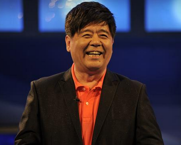 王洁实1952年出生于北京,毕业于中国电影乐团