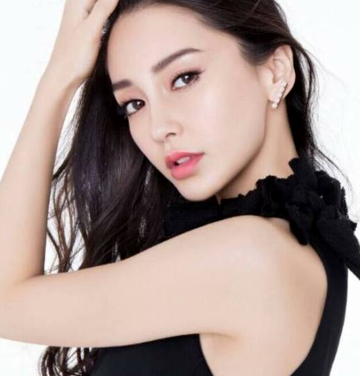 外国人眼中5位最美中国女星:唐嫣仅排第三名,第一名实至名归!