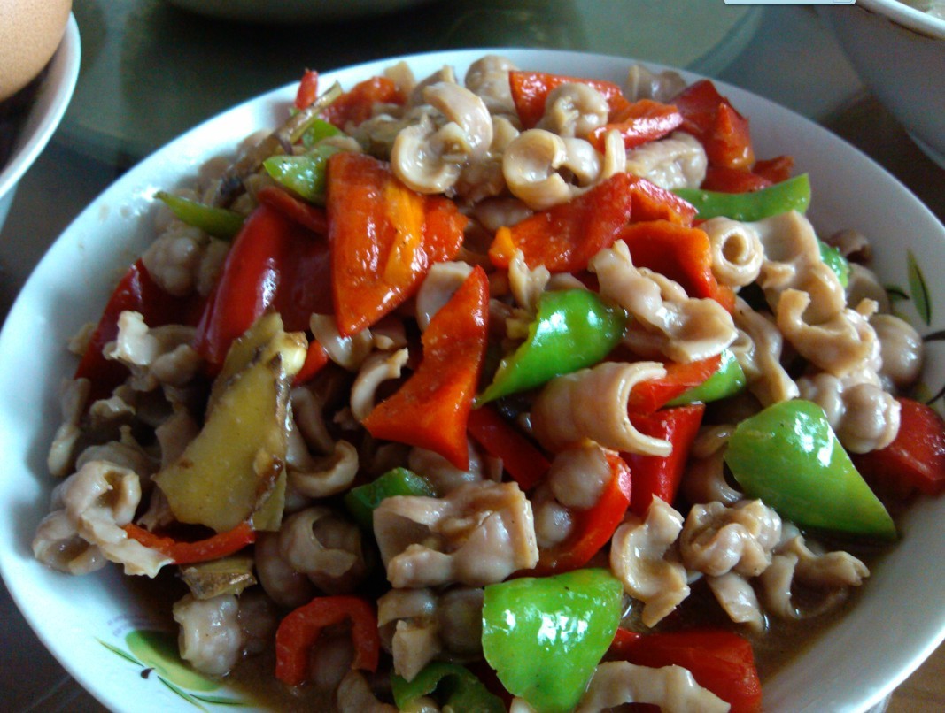 和朋友出去吃饭,看到这道菜不要多问,尽量少吃!