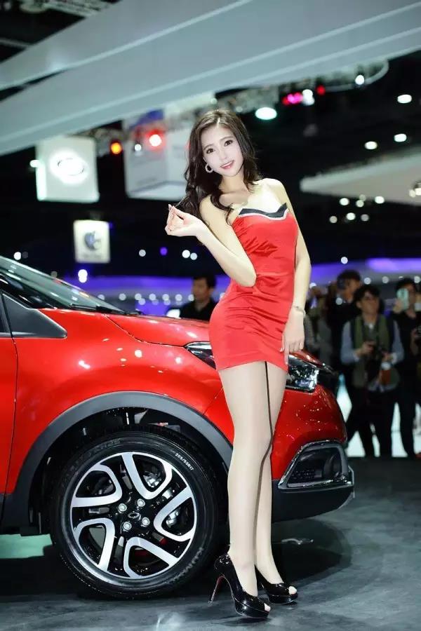 韩国容颜最纯的车模金宝拉,如同仙女下凡