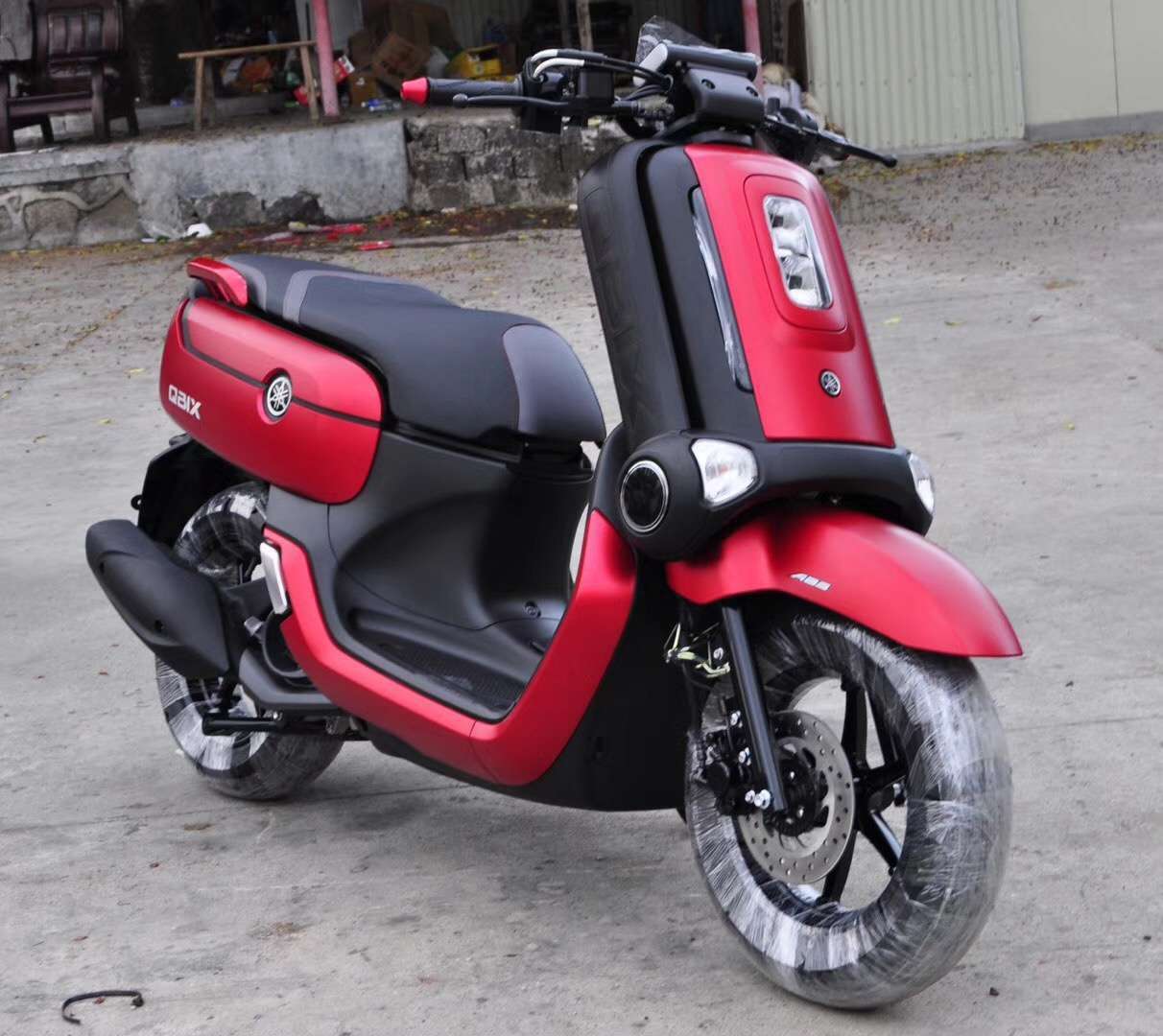 实拍雅马哈踏板车smax155!