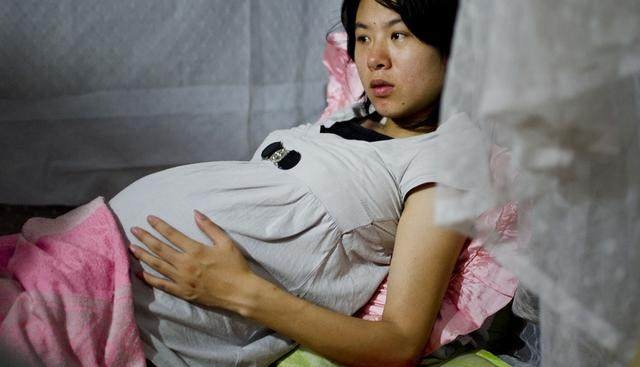 五胞胎孕妇产前大肚子图片