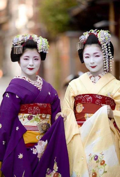日本女人为何都喜欢把脸涂的惨白?这跟杨贵妃竟然有关系?